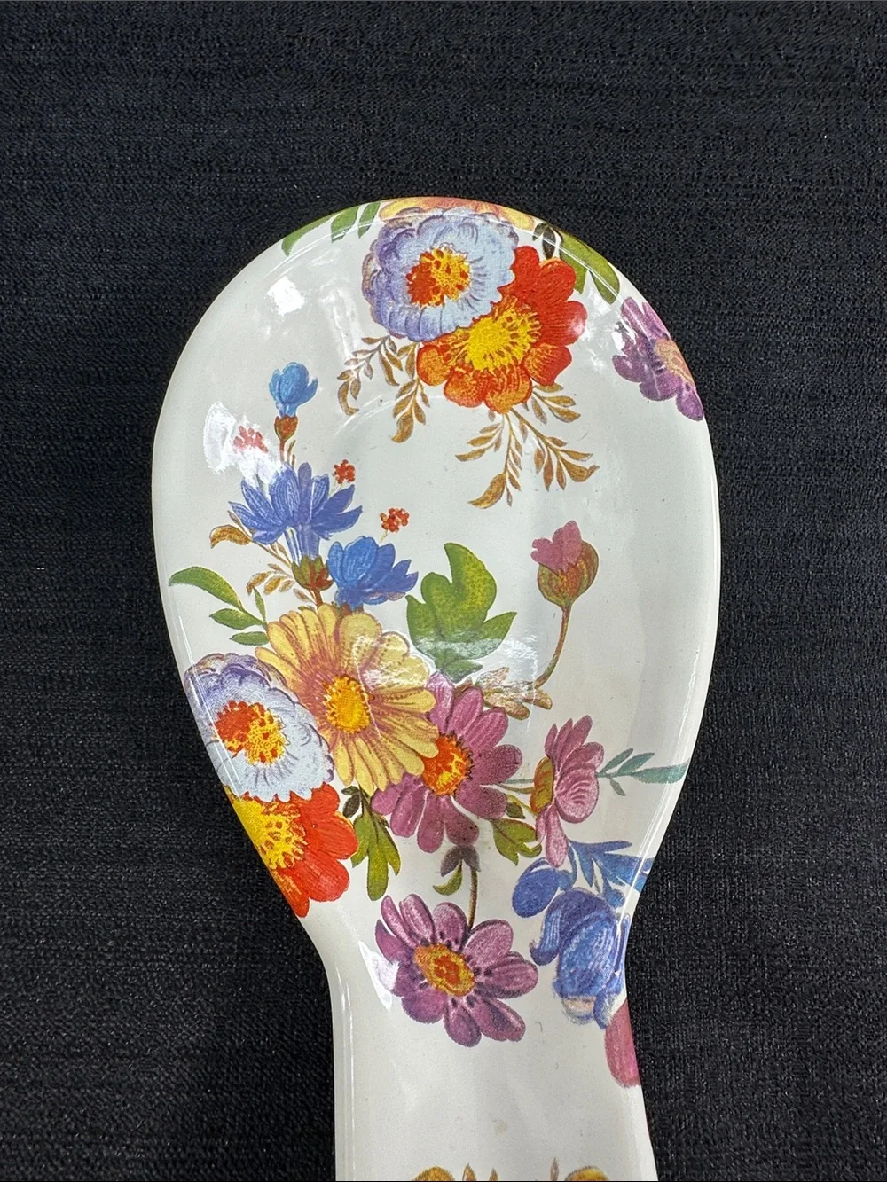 MacKenzie-Childs White Flower Market Set Colander & Spoon Rest Metal Enamelware